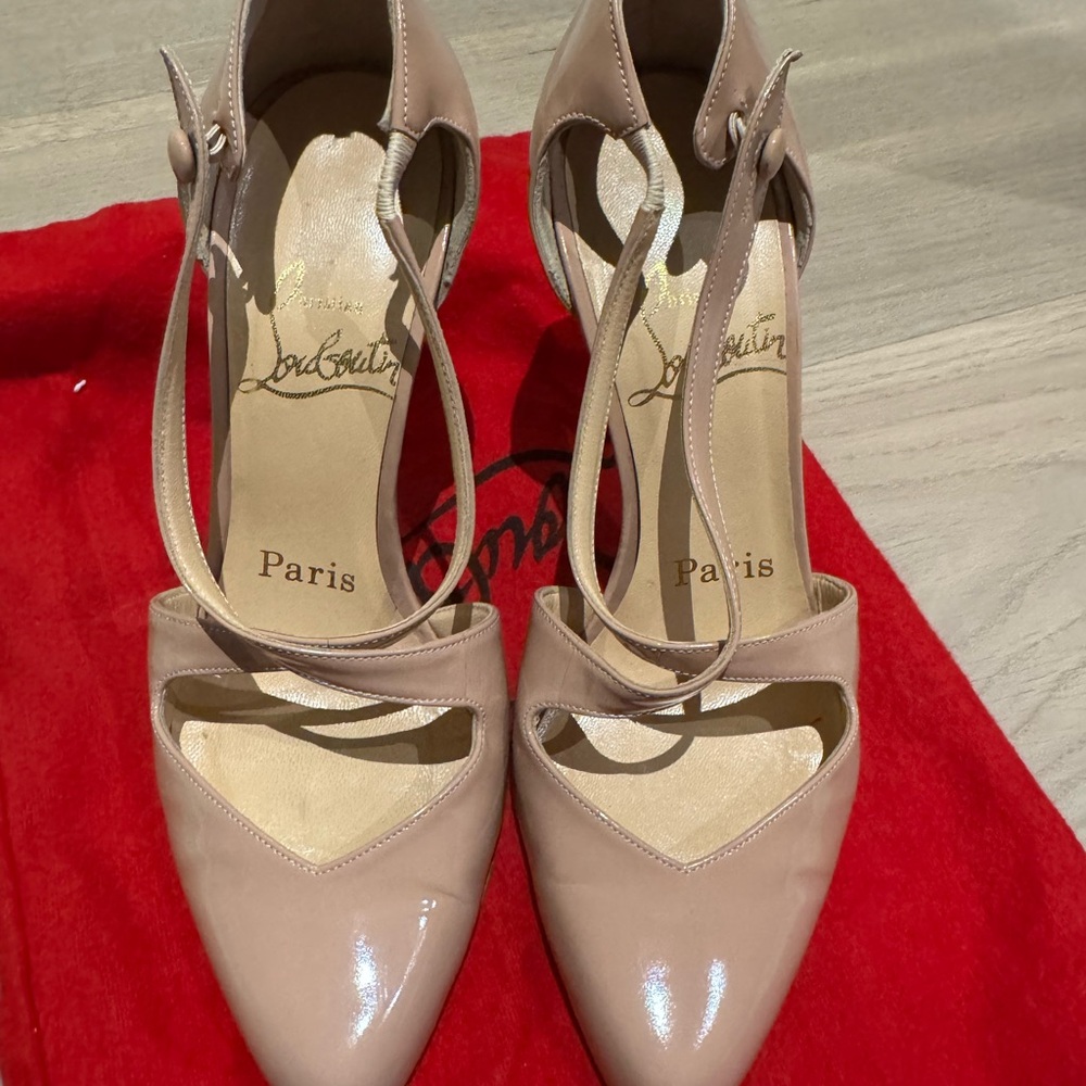 Christian Louboutin Nude Patent Leather Pointed-Toe Pumps